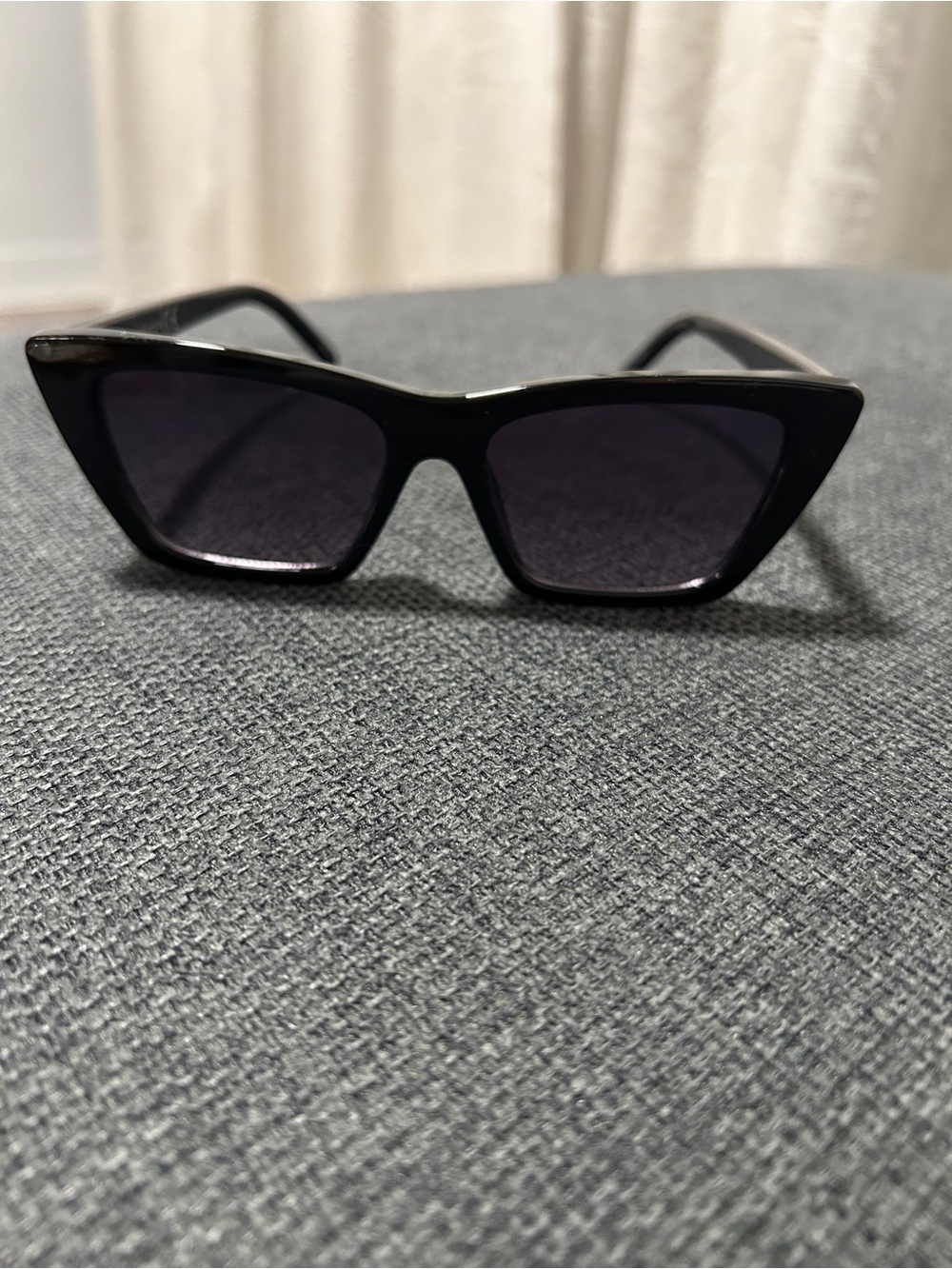 Classic Black Cat-Eye Women's Sunglasses
